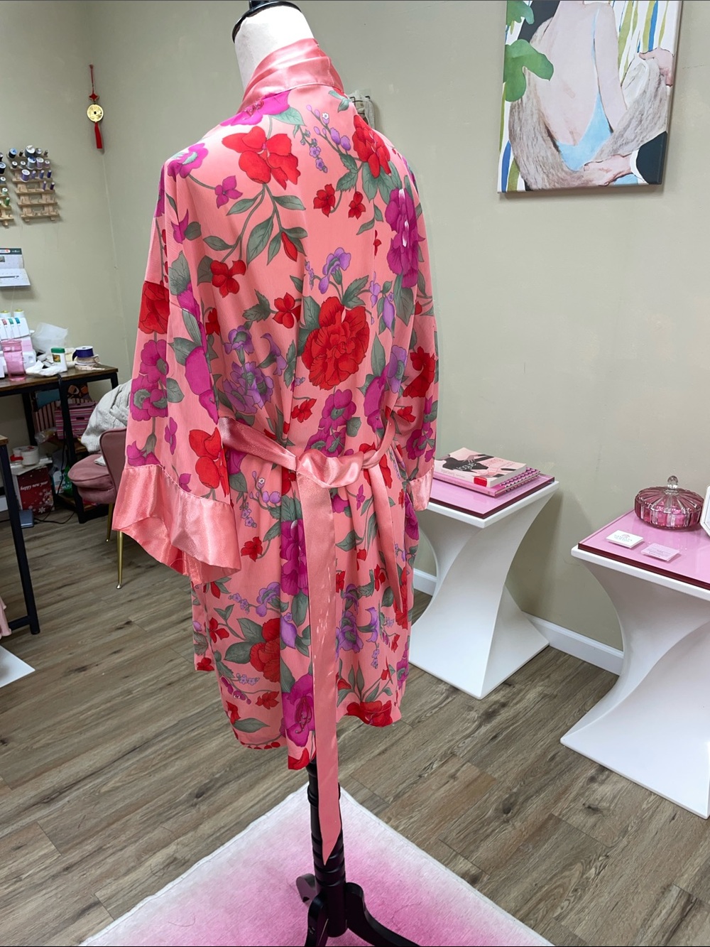 80S VS ROBE - Picture 2 of 3